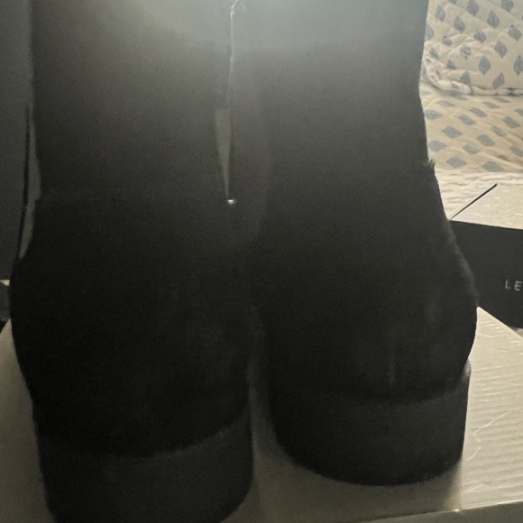 Vionic Chelsea Boot- Alana - Picture 6 of 6